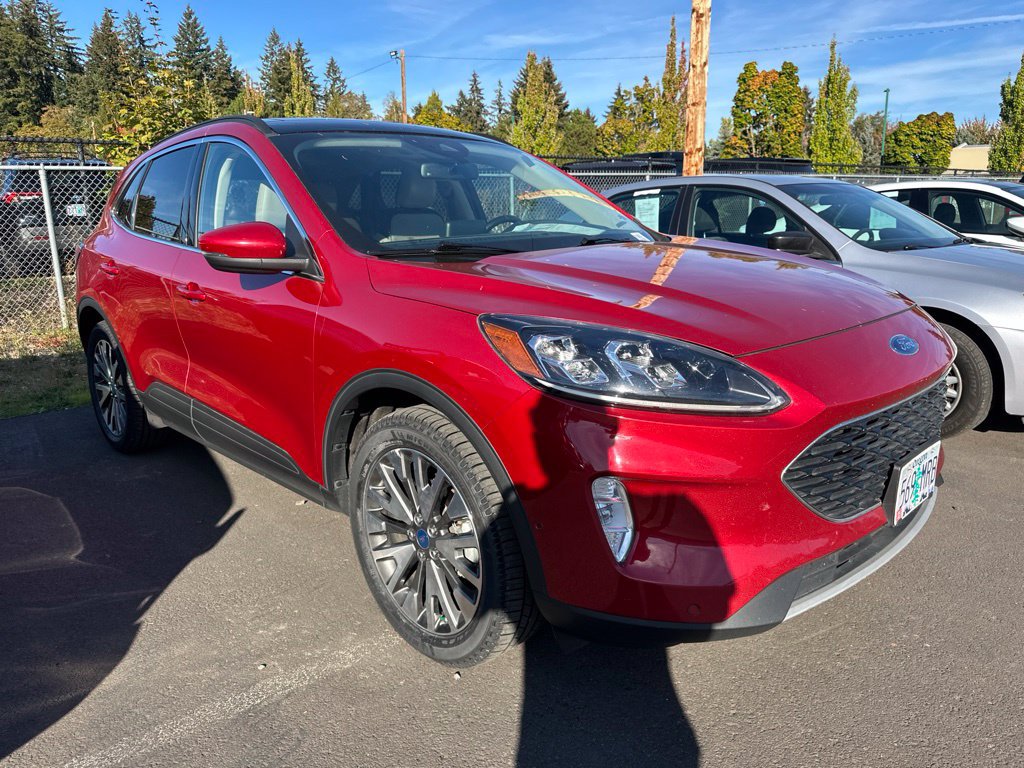Used 2020 Ford Escape Titanium AWD/4WD image 3