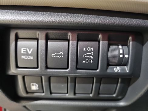 New 2025 Subaru Forester Limited image 26