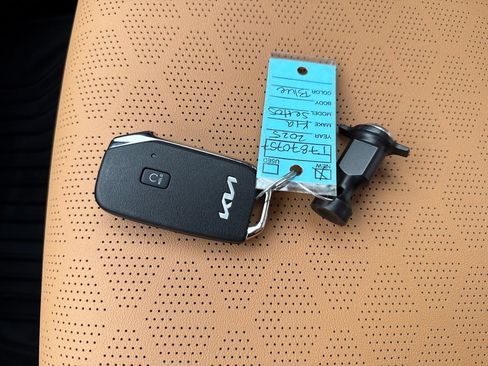 New 2026 Kia Seltos EX w/ EX Sunroof Package image 30