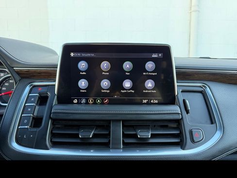 Used 2021 Chevrolet Tahoe Premier w/ Premium Package AWD/4WD image 3