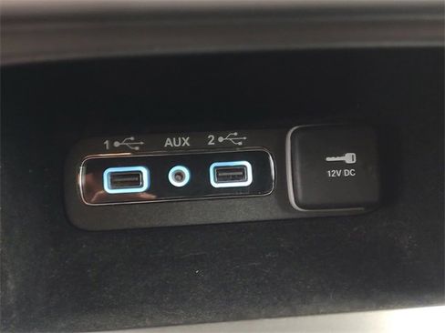 Used 2018 Jeep Grand Cherokee Limited image 20