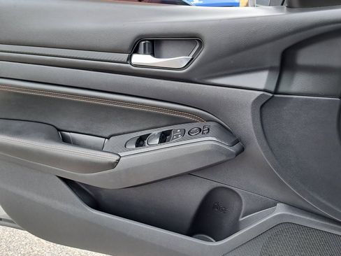 Used 2019 Nissan Altima 2.5 SR w/ SR Premium Package image 22