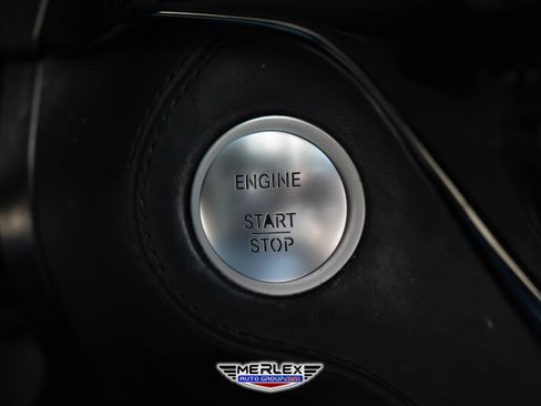 Used 2017 Mercedes-Benz GLS 550 4MATIC image 31