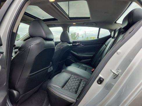 Used 2020 Nissan Maxima Platinum w/ Sport Mat Group image 10