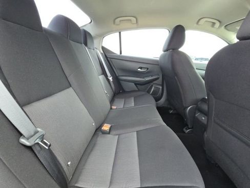 Used 2023 Nissan Sentra SV image 11