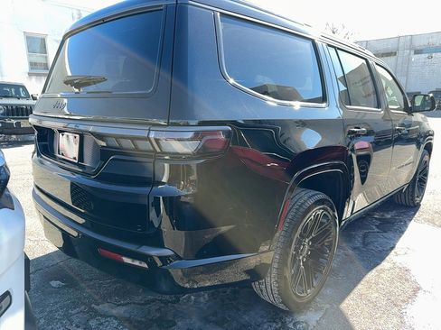 New 2026 Jeep Grand Wagoneer Limited AWD/4WD image 3