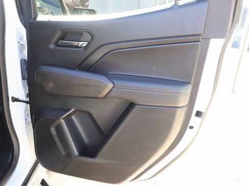 Used 2024 GMC Canyon Elevation w/ Convenience Package image 33