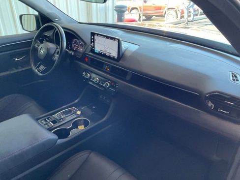 Certified 2025 Honda Pilot Black Edition image 28