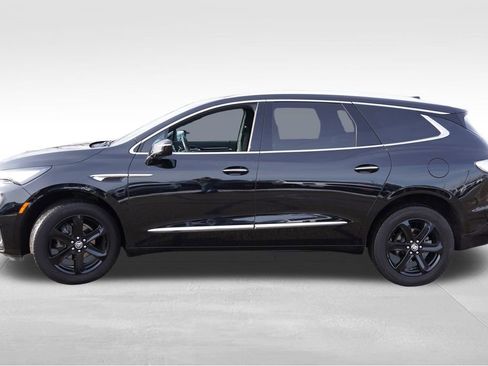 Certified 2023 Buick Enclave Essence w/ Experience Buick Package image 9