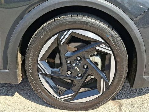 Certified 2025 Kia K4 EX image 8