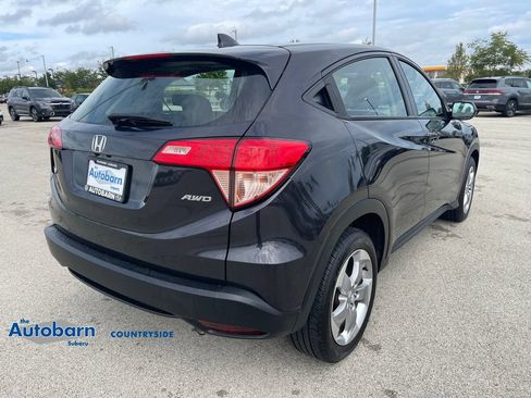 Used 2018 Honda HR-V LX image 5