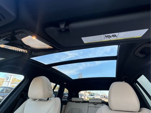 Used 2023 BMW X3 xDrive30i w/ Premium Package AWD/4WD image 21