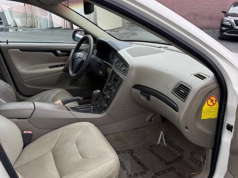 Used 2002 Volvo S60 2.4 image 12