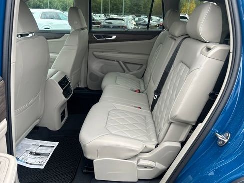 New 2026 Volkswagen Atlas SEL Premium R-Line image 14