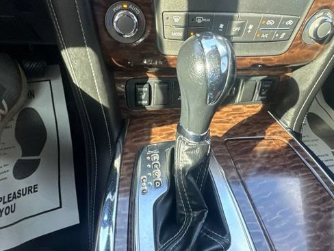 Used 2019 Nissan Armada SL w/ Premium Package AWD/4WD image 28