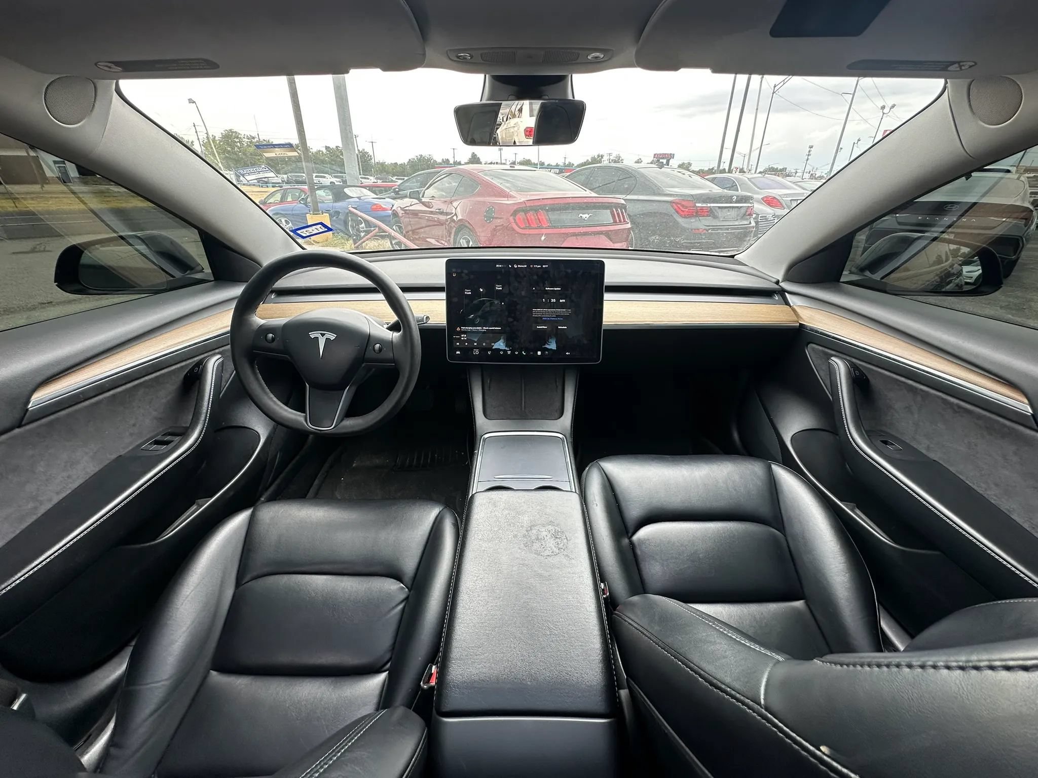 Used 2021 Tesla Model 3 Standard Range Plus RWD image 2