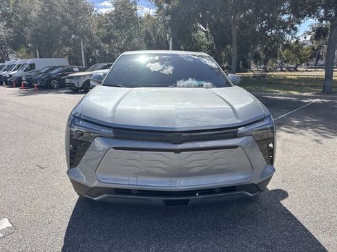 Used 2025 Chevrolet Blazer EV LT image 8