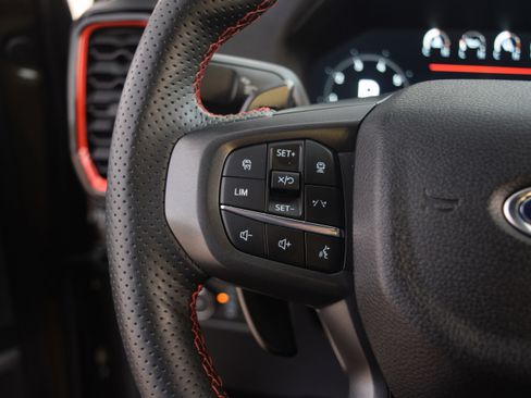 Used 2025 Ford Ranger Raptor image 6