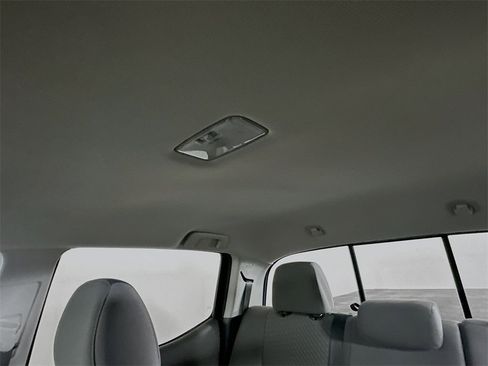 Used 2021 Toyota Tacoma SR5 image 19