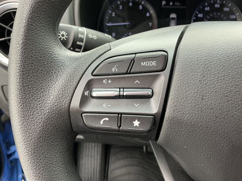 Used 2023 Hyundai Kona SEL image 9