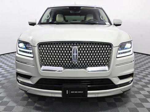 Used 2021 Lincoln Navigator Reserve AWD/4WD image 10