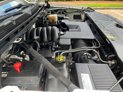 Used 2017 Chevrolet Silverado 1500 LT w/ All Star Edition AWD/4WD image 31