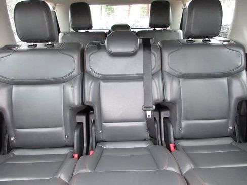 Certified 2025 Ford Expedition Max Active image 20