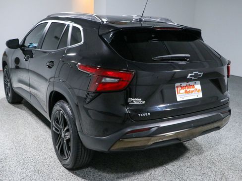 Used 2025 Chevrolet Trax ACTIV w/ Driver Confidence Package FWD image 9