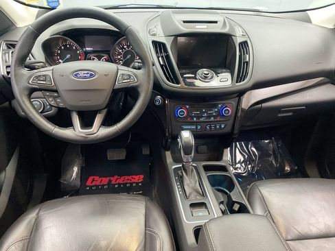 Used 2018 Ford Escape Titanium AWD/4WD image 15