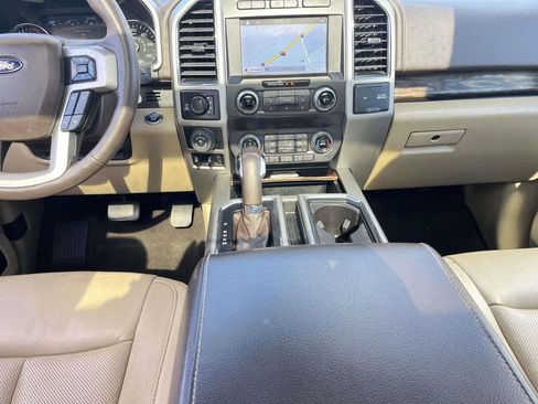 Used 2019 Ford F150 Lariat w/ Equipment Group 502A Luxury image 28