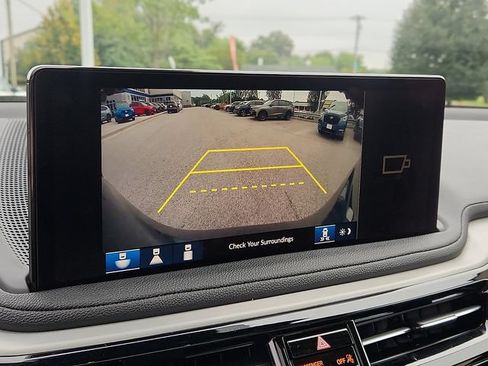Certified 2025 Acura MDX SH-AWD image 19