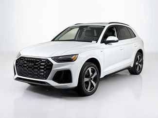 Used 2023 Audi Q5 2.0T Premium Plus w/ Premium Plus Package AWD/4WD video 1