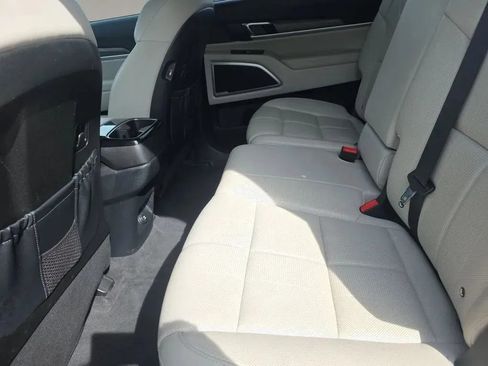 Used 2020 Kia Telluride EX AWD/4WD image 10