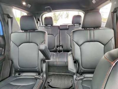 Used 2025 Honda Pilot TrailSport image 7
