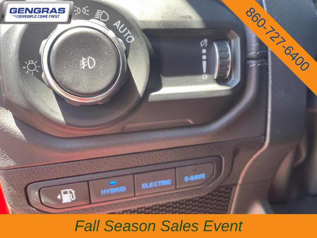 Used 2025 Jeep Wrangler Unlimited Sahara AWD/4WD image 43