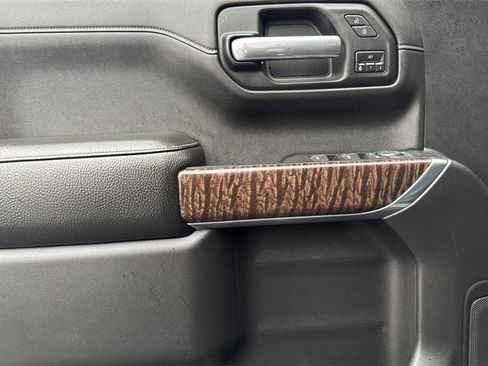 Used 2019 GMC Sierra 1500 Denali w/ Denali Ultimate Package image 12