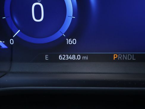 Used 2022 Ford Escape SEL w/ Technology Package FWD image 4