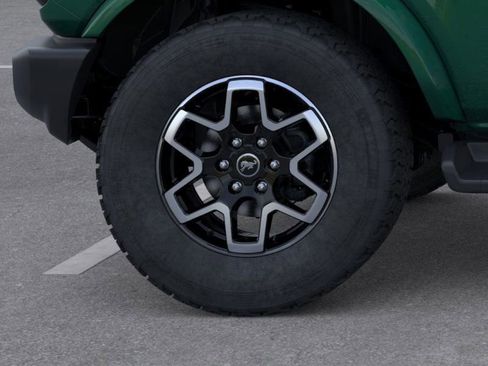 New 2025 Ford Bronco Outer Banks image 21