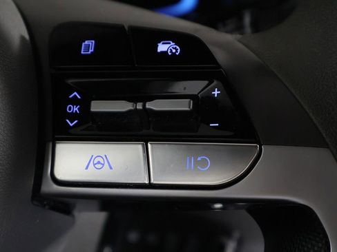 Certified 2024 Hyundai Elantra SE FWD image 37