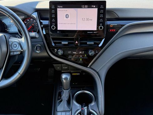 Used 2024 Toyota Camry XSE FWD image 16