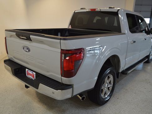 Used 2024 Ford F150 XLT image 3