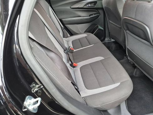 Used 2025 Chevrolet TrailBlazer LT AWD/4WD image 29