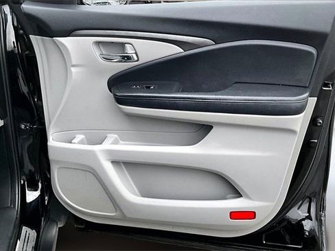 Used 2016 Honda Pilot EX-L image 25