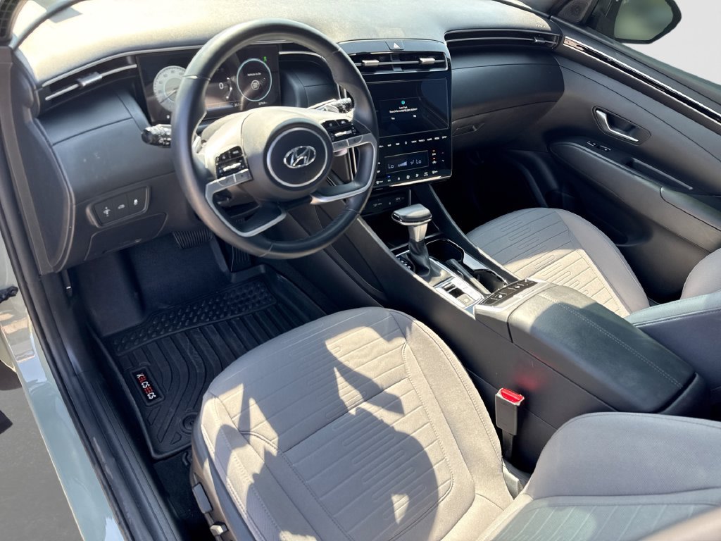 Used 2023 Hyundai Santa Cruz SEL Premium w/ Cargo Package AWD/4WD image 14
