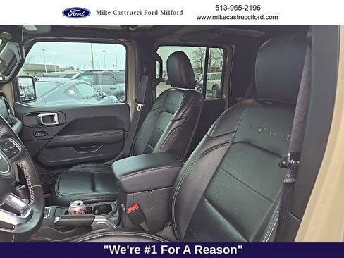 Used 2022 Jeep Gladiator Overland w/ Popular Equipment Package image 9