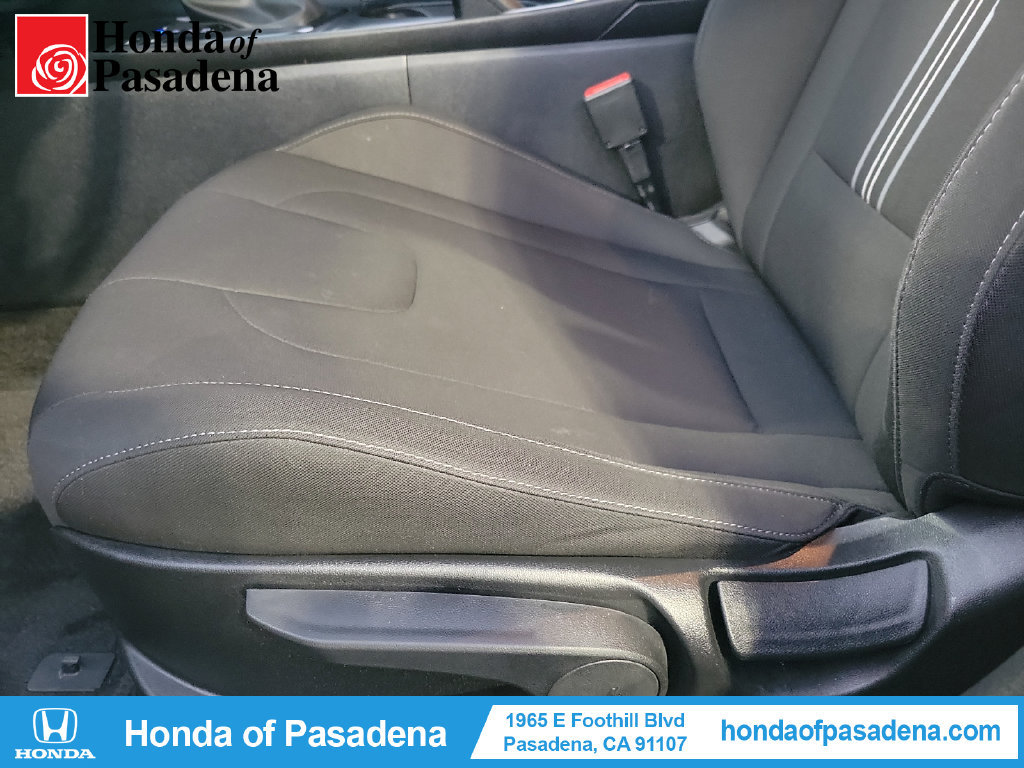 Used 2025 Hyundai Elantra Sport FWD image 21