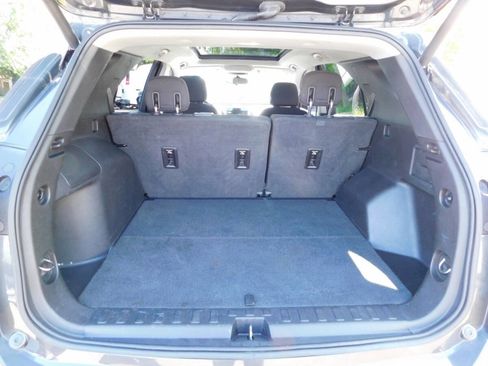 Used 2018 Chevrolet Equinox LT w/ Sun & Infotainment Package FWD image 5
