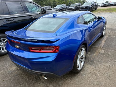 Used 2016 Chevrolet Camaro SS RWD image 8