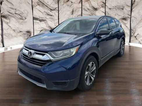 Used 2017 Honda CR-V LX image 3