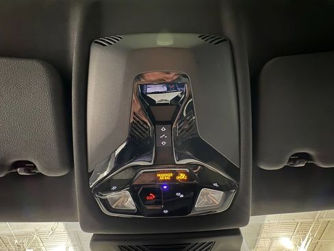 Used 2025 BMW 228i xDrive w/ Premium Package image 31